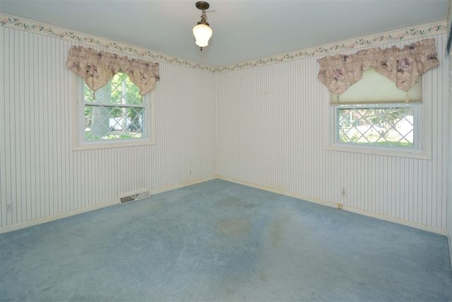 50829 Barber Street, Paw Paw, MI 49079