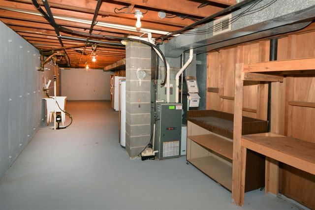 50829 Barber Street, Paw Paw, MI 49079