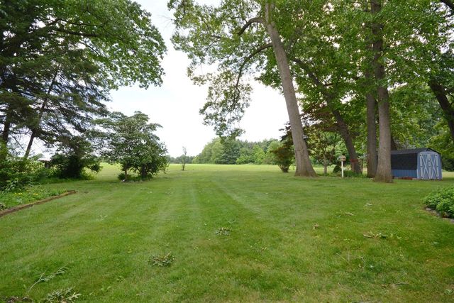 50829 Barber Street, Paw Paw, MI 49079