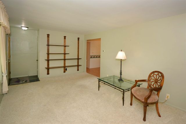 50829 Barber Street, Paw Paw, MI 49079