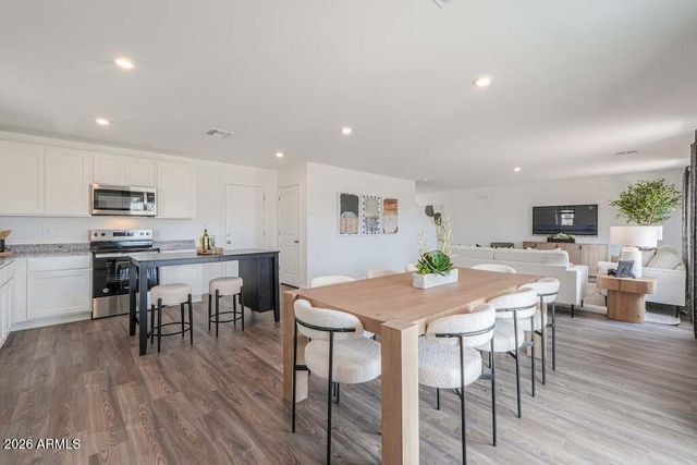 286 W PARK VIEW Lane, Coolidge, AZ 85128