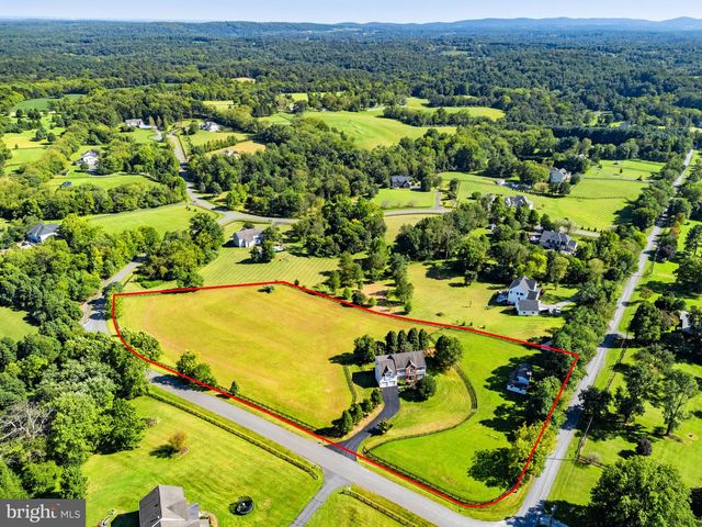 36951 WELLINGTON DR, Purcellville, VA 20132