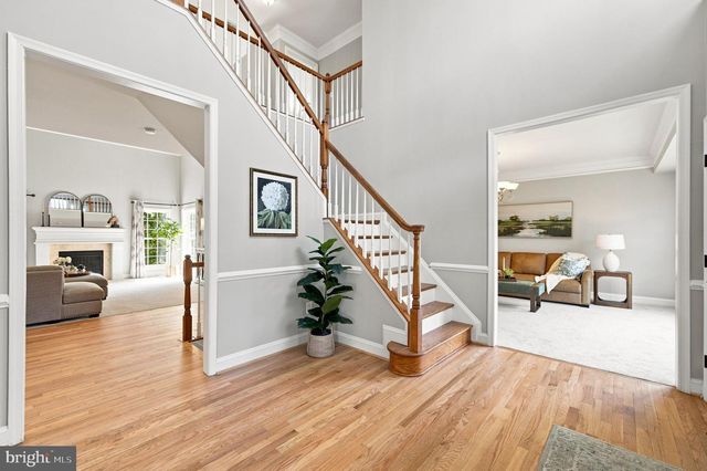 36951 WELLINGTON DR, Purcellville, VA 20132