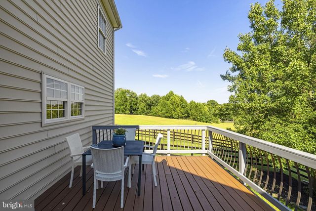 36951 WELLINGTON DR, Purcellville, VA 20132