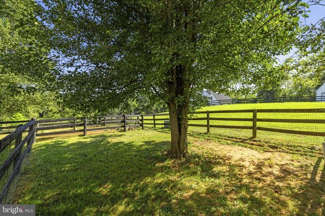 36951 WELLINGTON DR, Purcellville, VA 20132