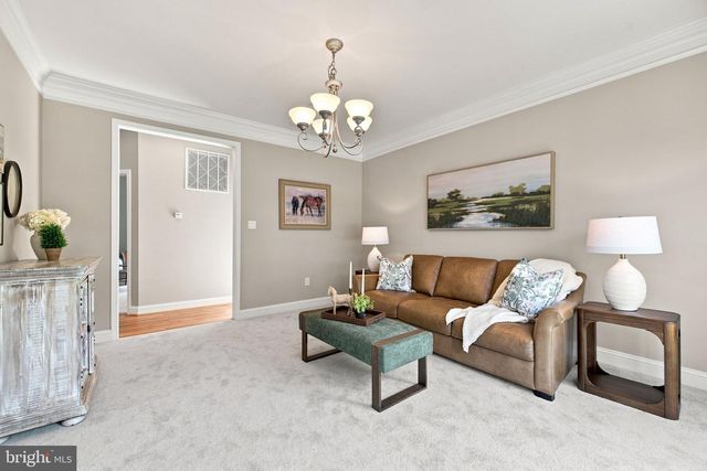 36951 WELLINGTON DR, Purcellville, VA 20132