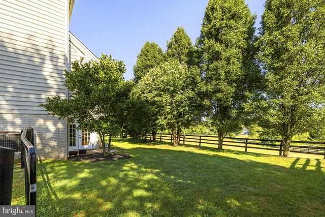 36951 WELLINGTON DR, Purcellville, VA 20132