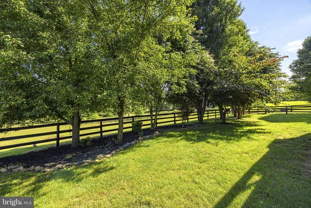 36951 WELLINGTON DR, Purcellville, VA 20132