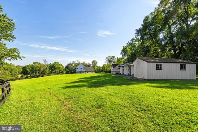36951 WELLINGTON DR, Purcellville, VA 20132