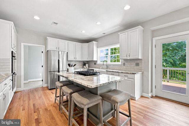 36951 WELLINGTON DR, Purcellville, VA 20132