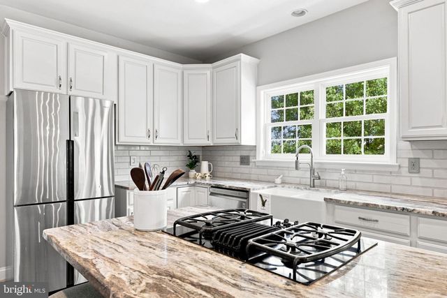 36951 WELLINGTON DR, Purcellville, VA 20132