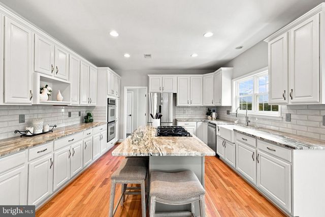 36951 WELLINGTON DR, Purcellville, VA 20132