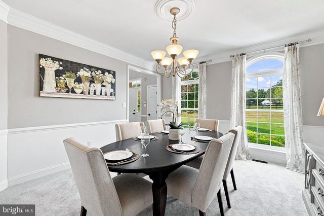 36951 WELLINGTON DR, Purcellville, VA 20132