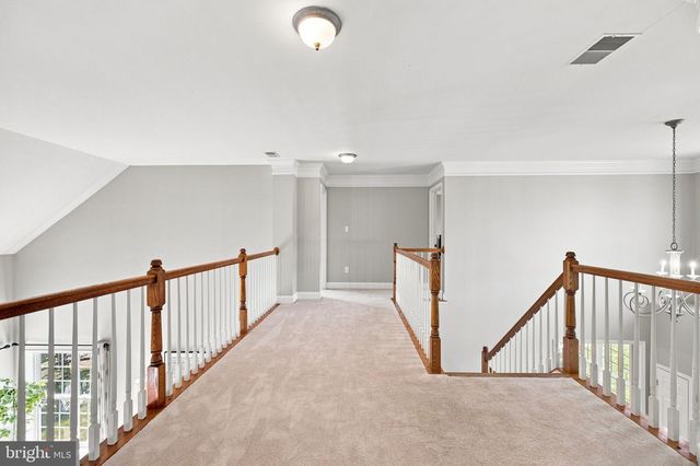 36951 WELLINGTON DR, Purcellville, VA 20132