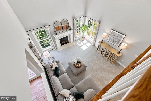 36951 WELLINGTON DR, Purcellville, VA 20132