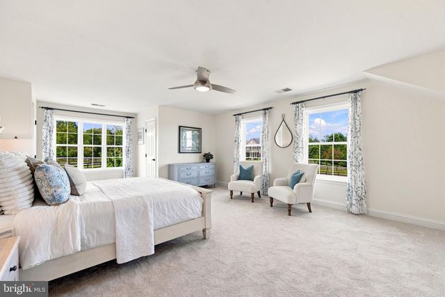 36951 WELLINGTON DR, Purcellville, VA 20132
