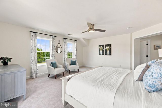 36951 WELLINGTON DR, Purcellville, VA 20132