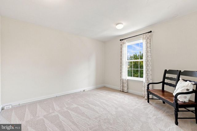 36951 WELLINGTON DR, Purcellville, VA 20132