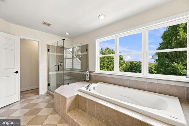 36951 WELLINGTON DR, Purcellville, VA 20132
