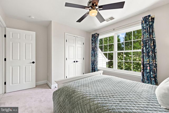 36951 WELLINGTON DR, Purcellville, VA 20132