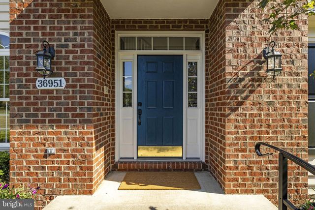 36951 WELLINGTON DR, Purcellville, VA 20132