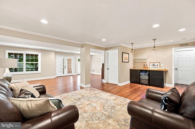 36951 WELLINGTON DR, Purcellville, VA 20132