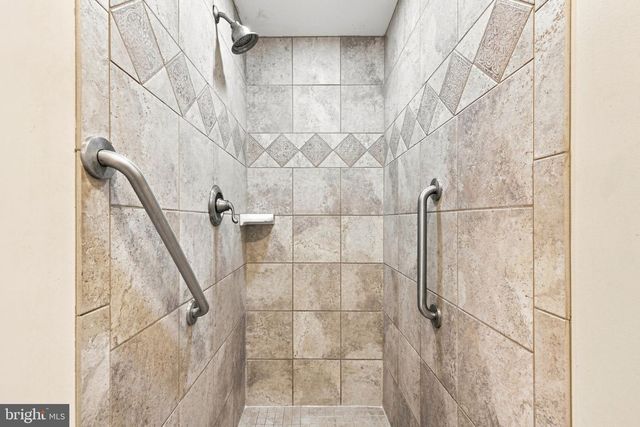 36951 WELLINGTON DR, Purcellville, VA 20132
