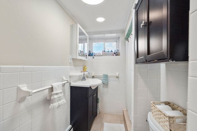 175 Rumney Rd, Revere, MA 02151