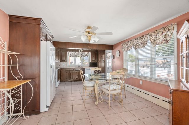 175 Rumney Rd, Revere, MA 02151