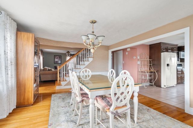 175 Rumney Rd, Revere, MA 02151