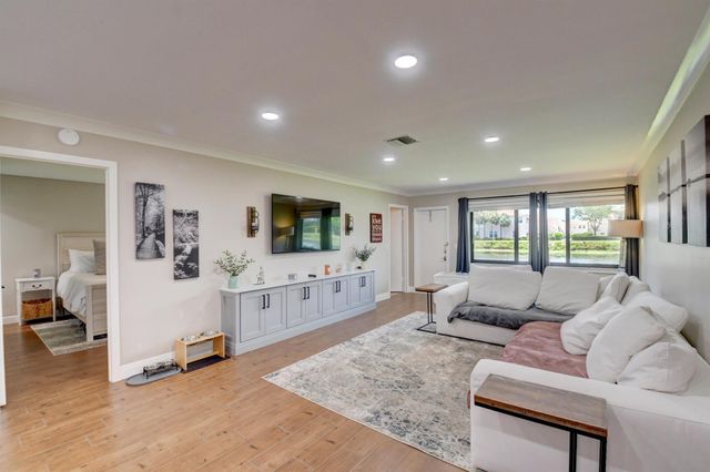 3016 SW 21st Terrace 36-C-1, Delray Beach, FL 33445