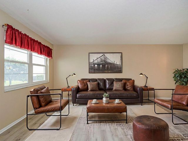 4 Vista Palm Lane 105, Vero Beach, FL 32962