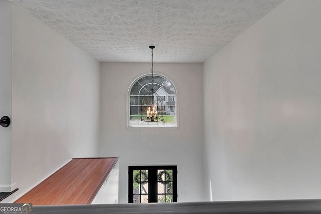 7211 Meadow Gate Way, Woodstock, GA 30189