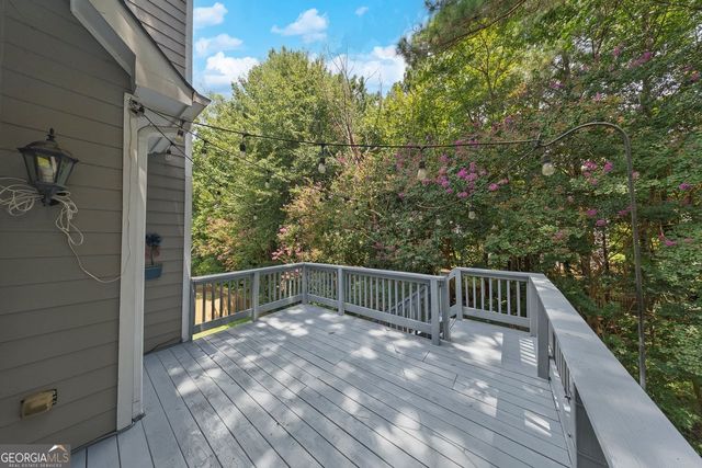 7211 Meadow Gate Way, Woodstock, GA 30189