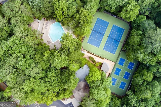 7211 Meadow Gate Way, Woodstock, GA 30189