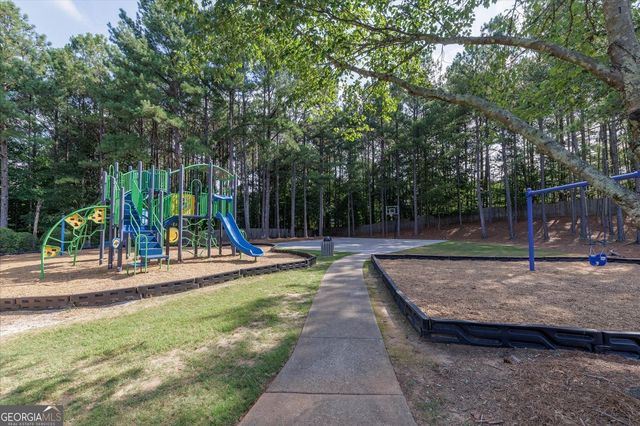 7211 Meadow Gate Way, Woodstock, GA 30189