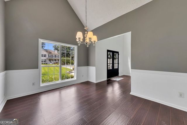 7211 Meadow Gate Way, Woodstock, GA 30189