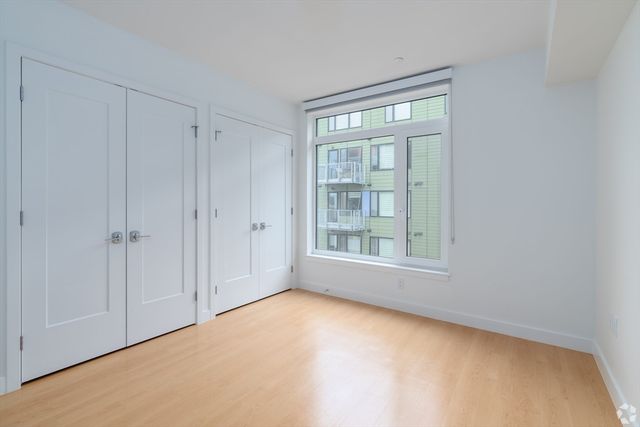 605 Concord 211, Cambridge, MA 02138