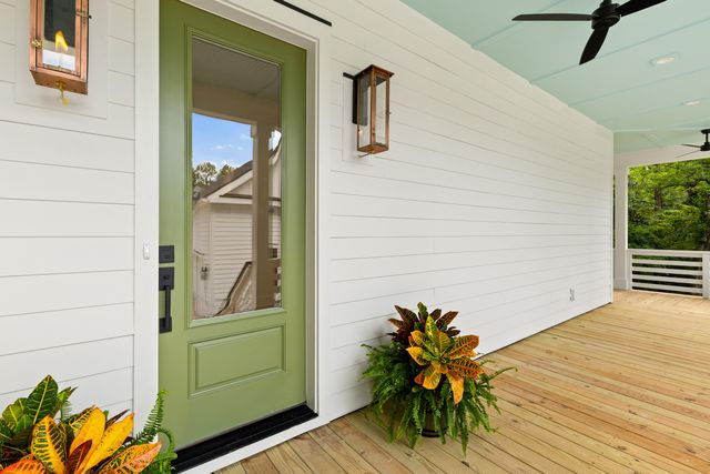 215 Marion Avenue, Summerville, SC 29483