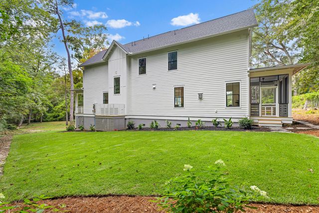 215 Marion Avenue, Summerville, SC 29483