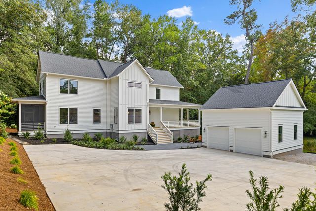 215 Marion Avenue, Summerville, SC 29483