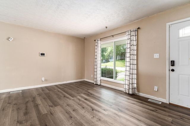 1959 Shoshone Drive, Lancaster, OH 43130