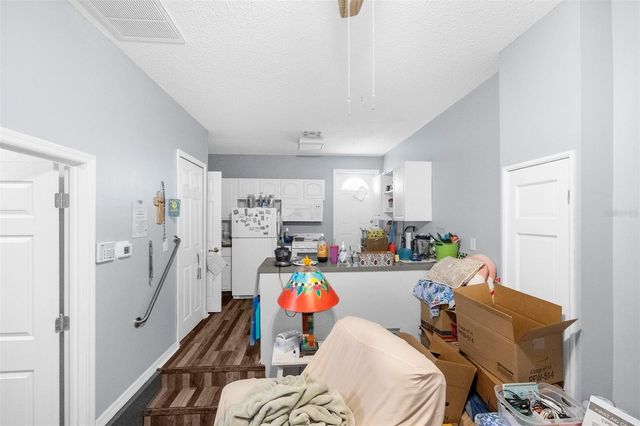 3141 TOWN AVENUE, New Port Richey, FL 34655