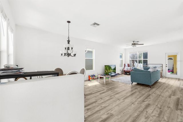 3141 TOWN AVENUE, New Port Richey, FL 34655