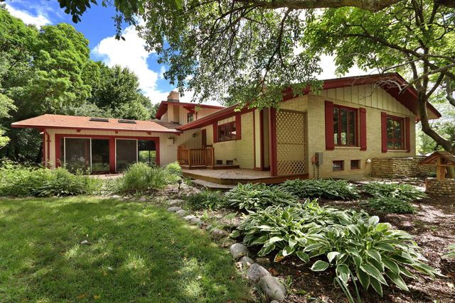 11920 45th AVENUE, Pleasant Prairie, WI 53158