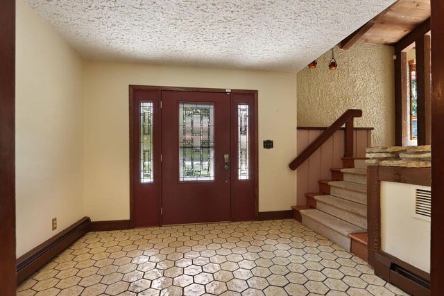 11920 45th AVENUE, Pleasant Prairie, WI 53158