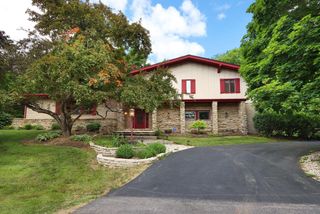 11920 45th AVENUE, Pleasant Prairie, WI 53158