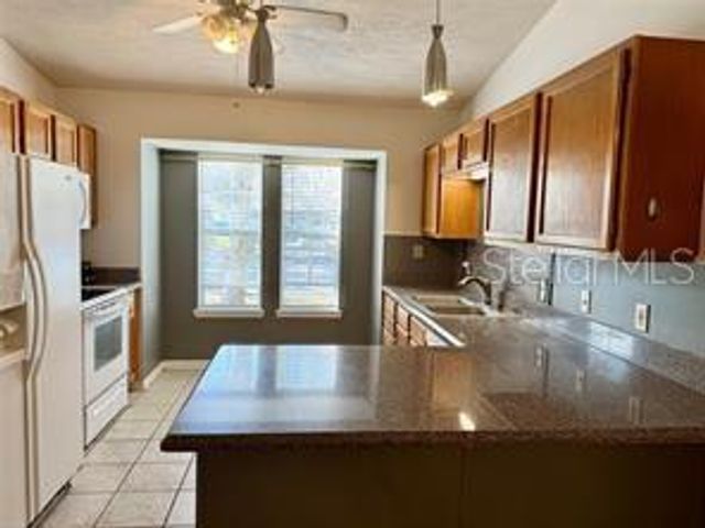 331 NW 50TH BOULEVARD K, Gainesville, FL 32607