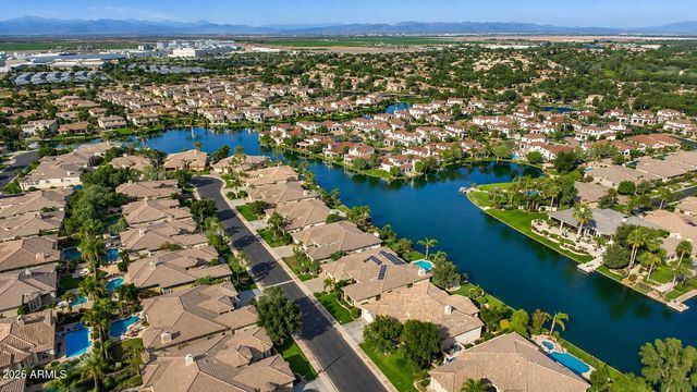 1764 W COCONINO Drive, Chandler, AZ 85248