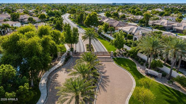 1764 W COCONINO Drive, Chandler, AZ 85248
